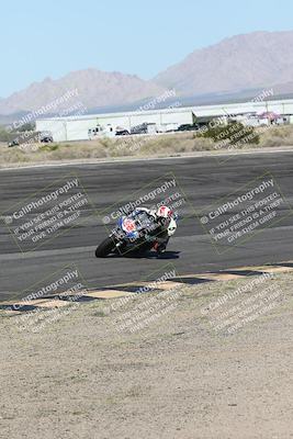 media/Jan-16-2026-CVMA Friday Practice (Fri) [[6f2bf47531]]/4-Racer 3-NRS/Session 3 (Bowl)/